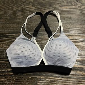Victorias Sport Bra 32DD